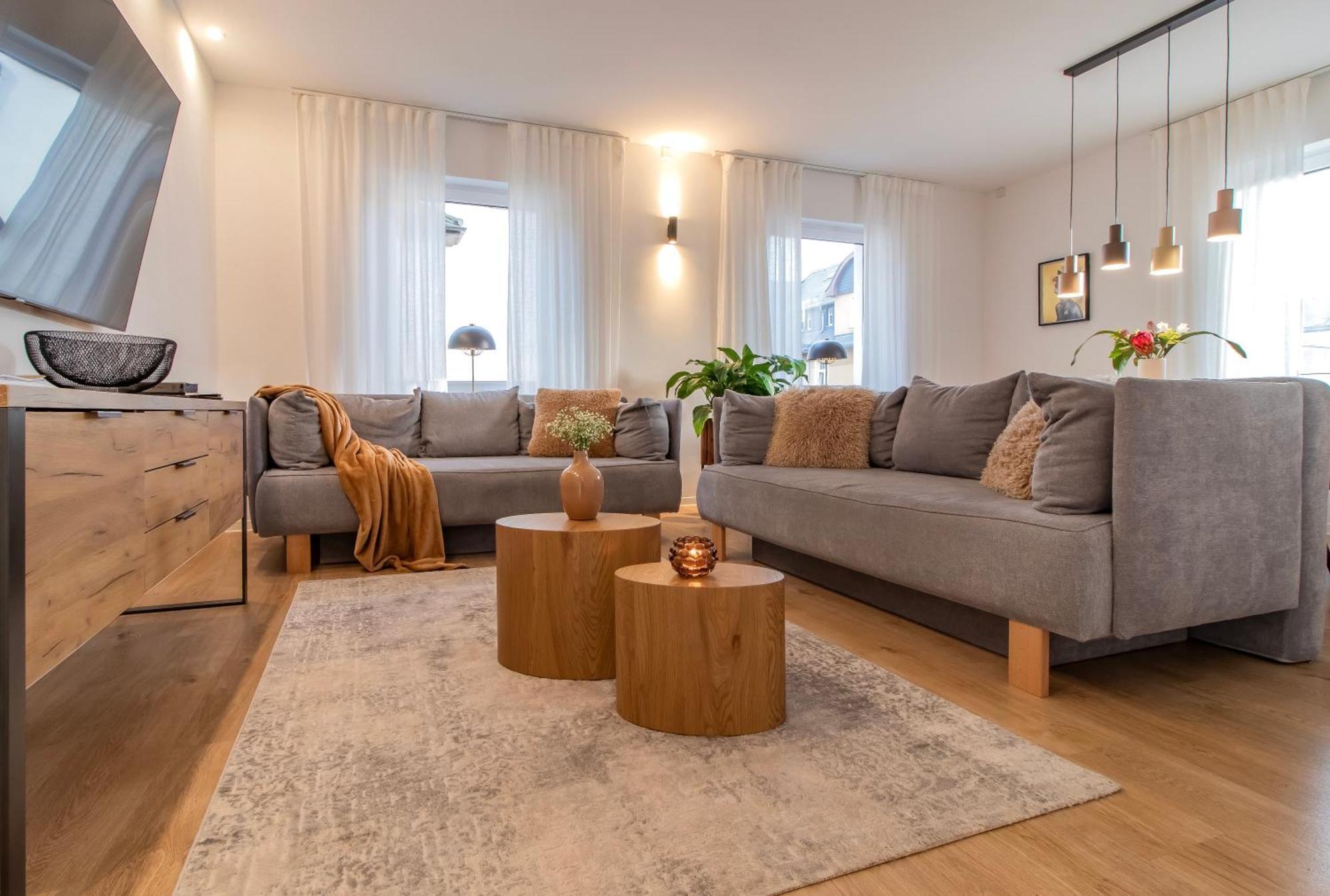 Stilvolles City-Apartment I Netflix I Wlan L Stellplatz I Zentral Schwarzenberg/Erzgebirge Exterior foto