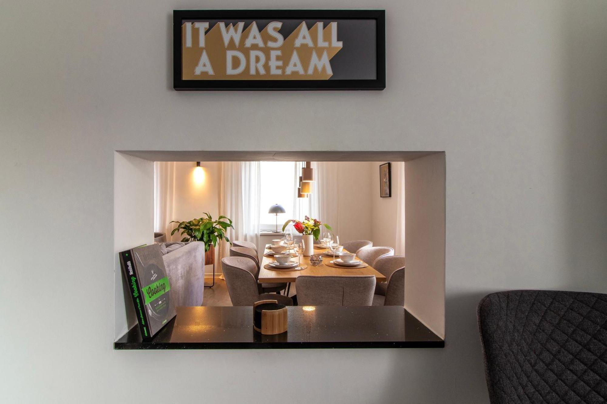 Stilvolles City-Apartment I Netflix I Wlan L Stellplatz I Zentral Schwarzenberg/Erzgebirge Exterior foto